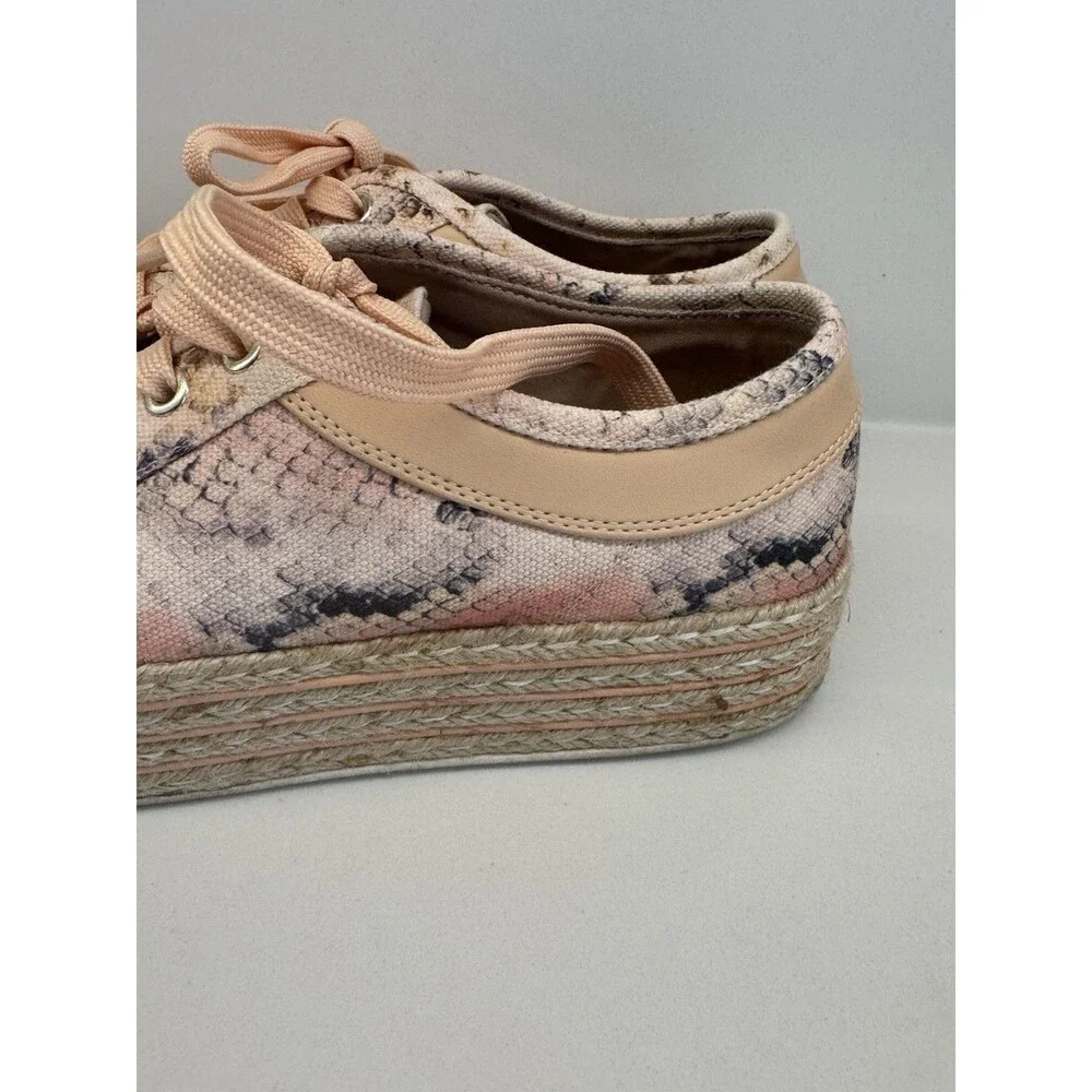 Call It Spring sneakers round Toe Platform light coral Sneaker SZ 8 -preowned-